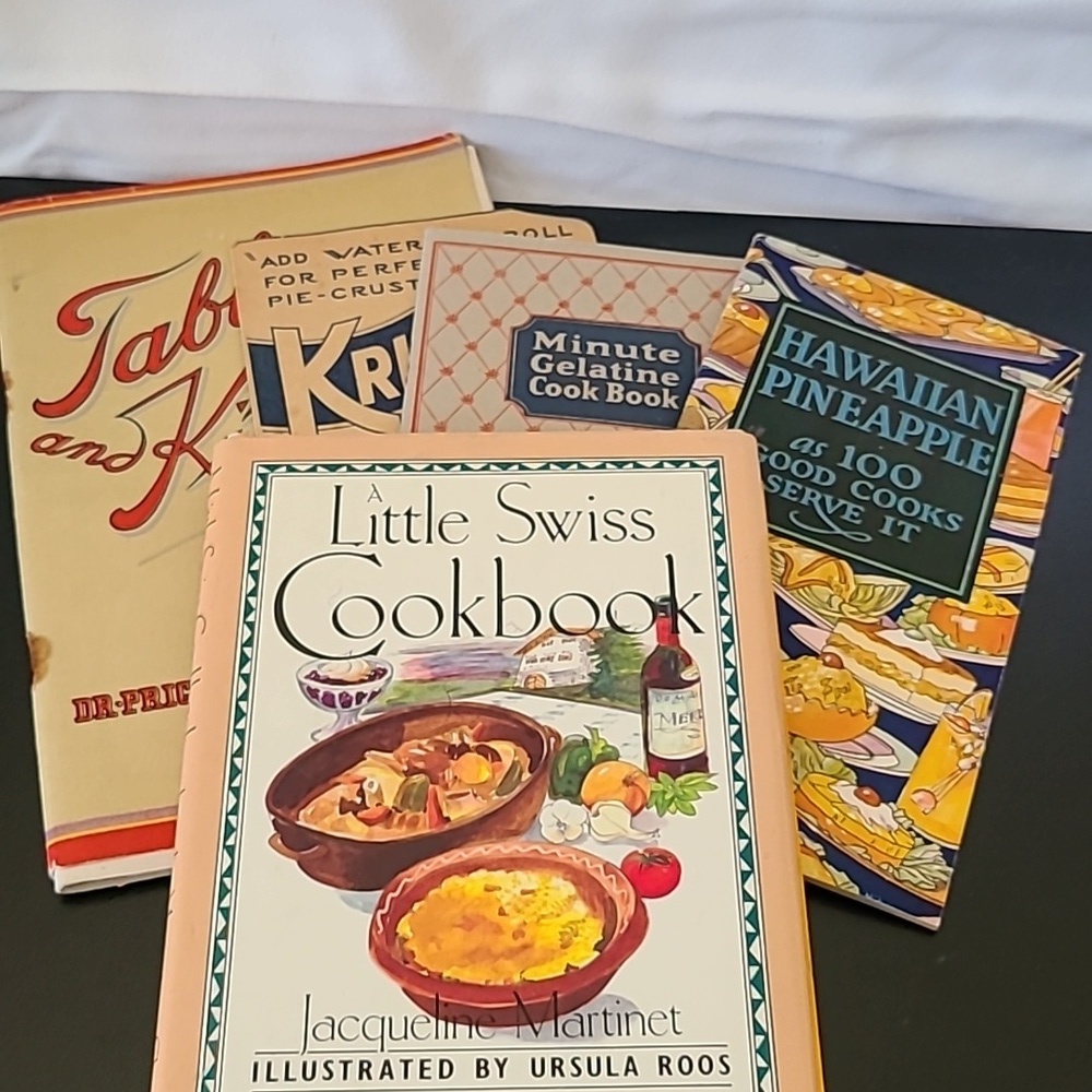 Lot of 5 vintage cook books